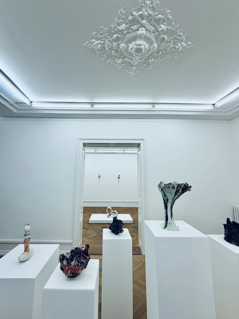 Vernissage Kentaro Kawabata – By Heart und Jack Warne – where love appears in Galerie Mai 36 am 22. Januar 2026