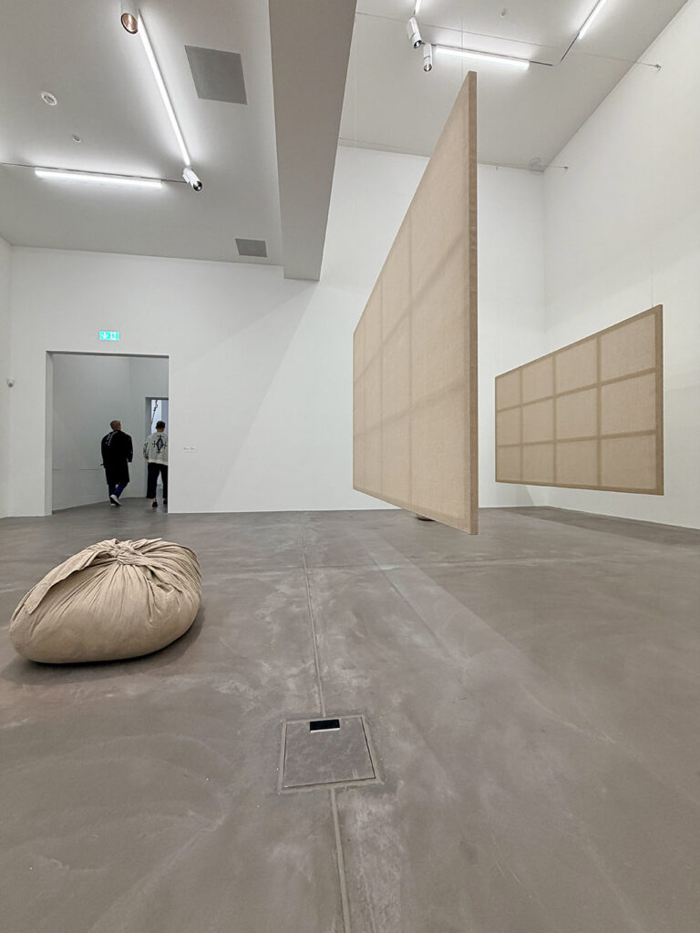 Museum Haus Konstruktiv The Body Within Abstraction